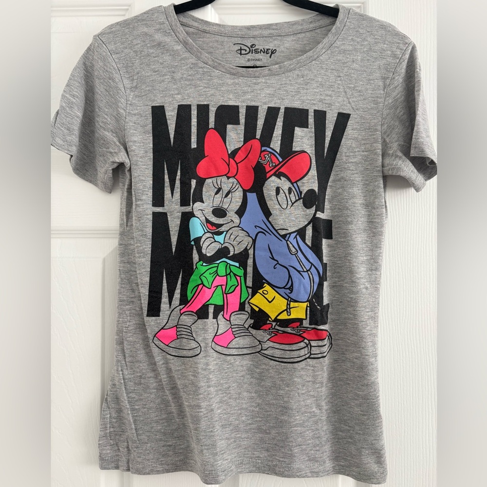 VGUC Disney Mickey Mouse Gray Women/Junior T-Shirt Size Small